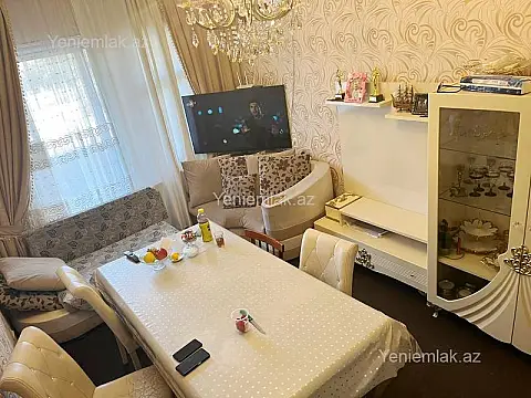 Satılır 5 otaqlı köhnə tikili 120 m²