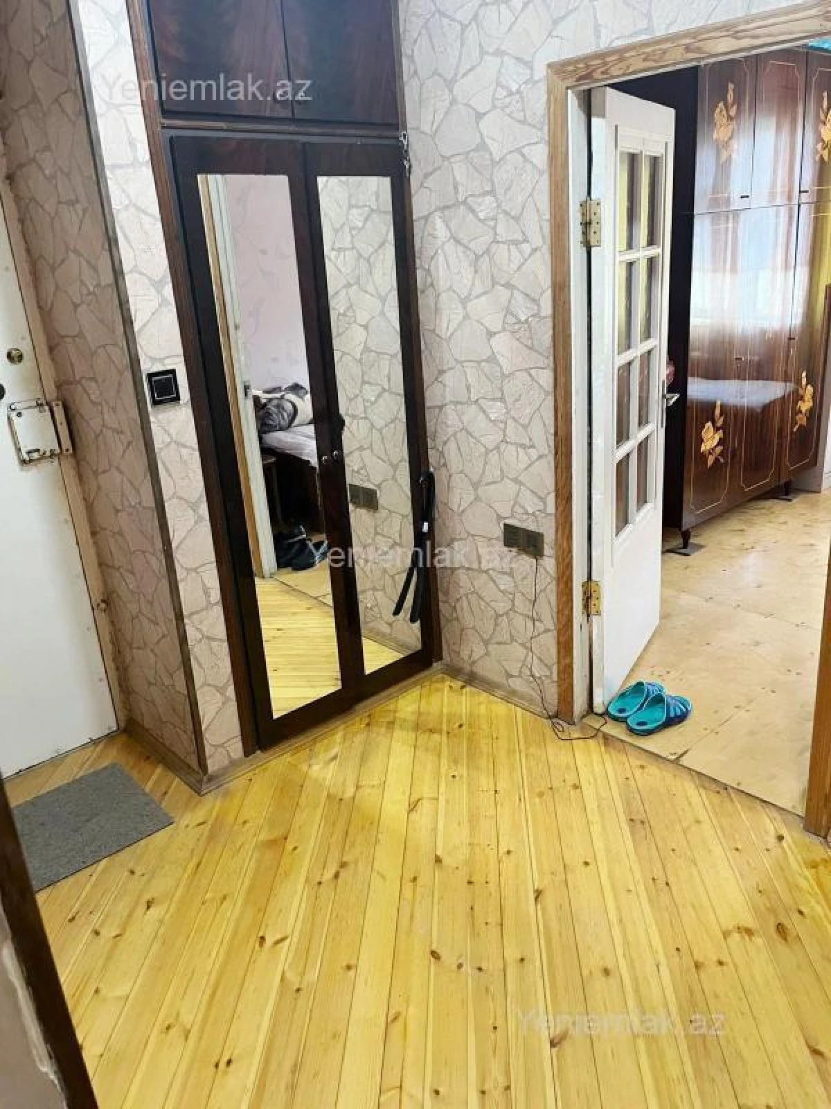 Satılır 5 otaqlı köhnə tikili 120 m²