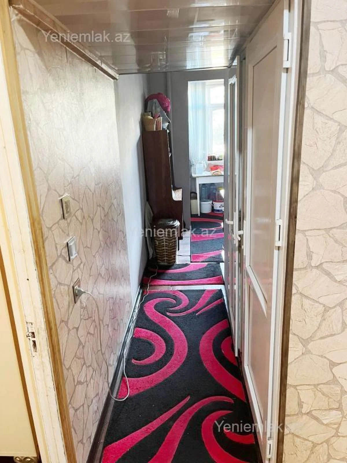 Satılır 5 otaqlı köhnə tikili 120 m²