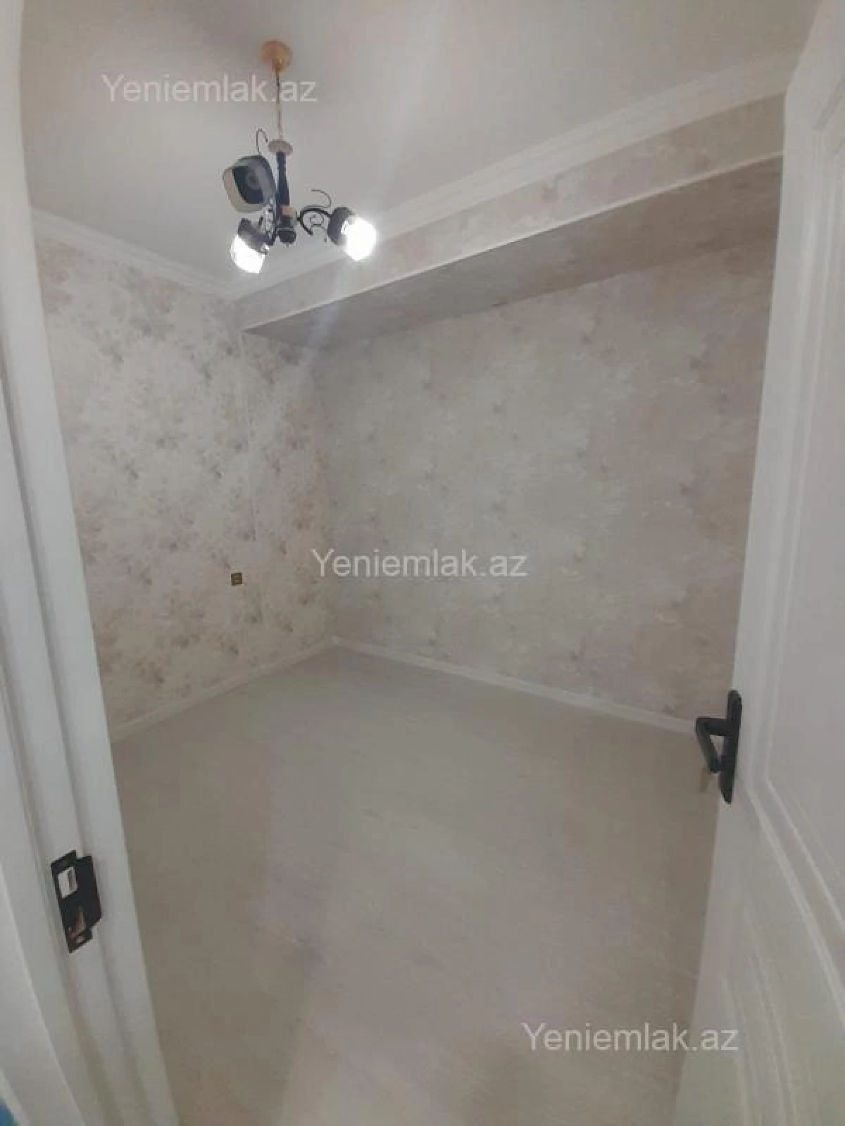 Satılır 3 otaqlı yeni tikili 61.3 m²