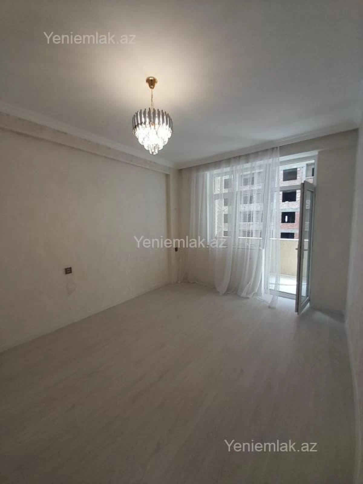 Satılır 3 otaqlı yeni tikili 61.3 m²