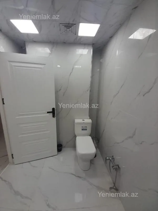 Satılır 3 otaqlı yeni tikili 61.3 m²