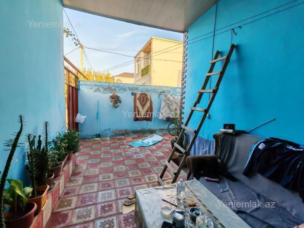 Satılır 4 otaqlı həyət evi 120 m²