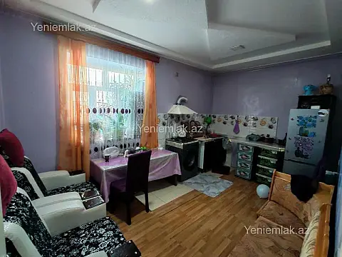 Satılır 4 otaqlı həyət evi 120 m²