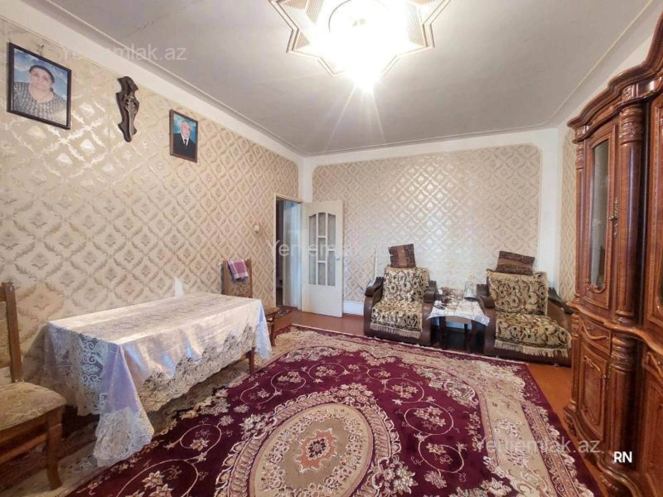Satılır 4 otaqlı köhnə tikili 90 m²