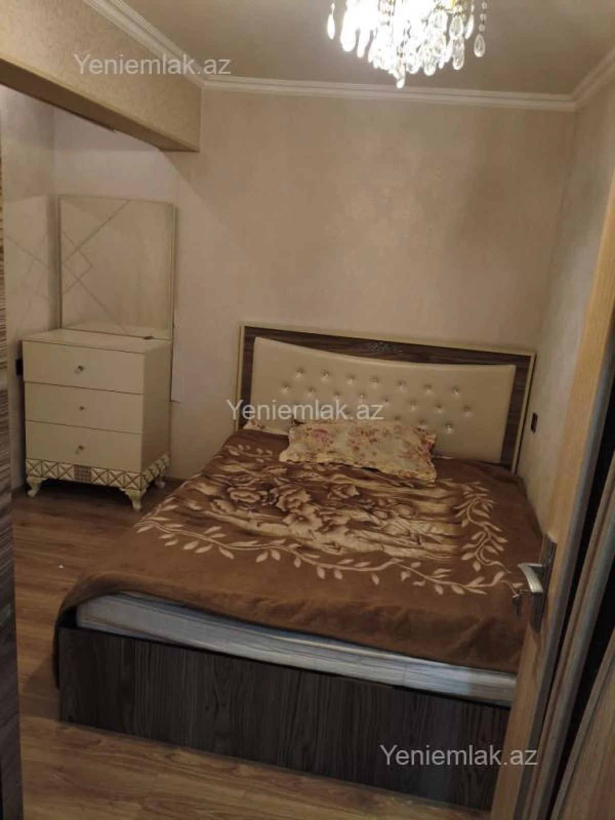Satılır 3 otaqlı yeni tikili 73 m²