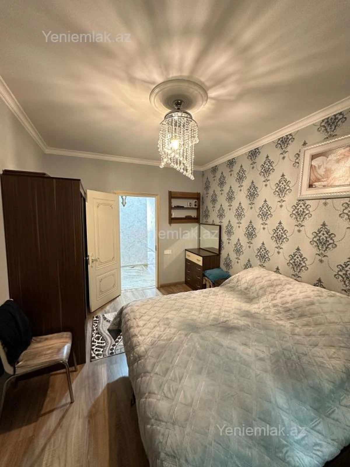 Satılır 2 otaqlı köhnə tikili 55 m²