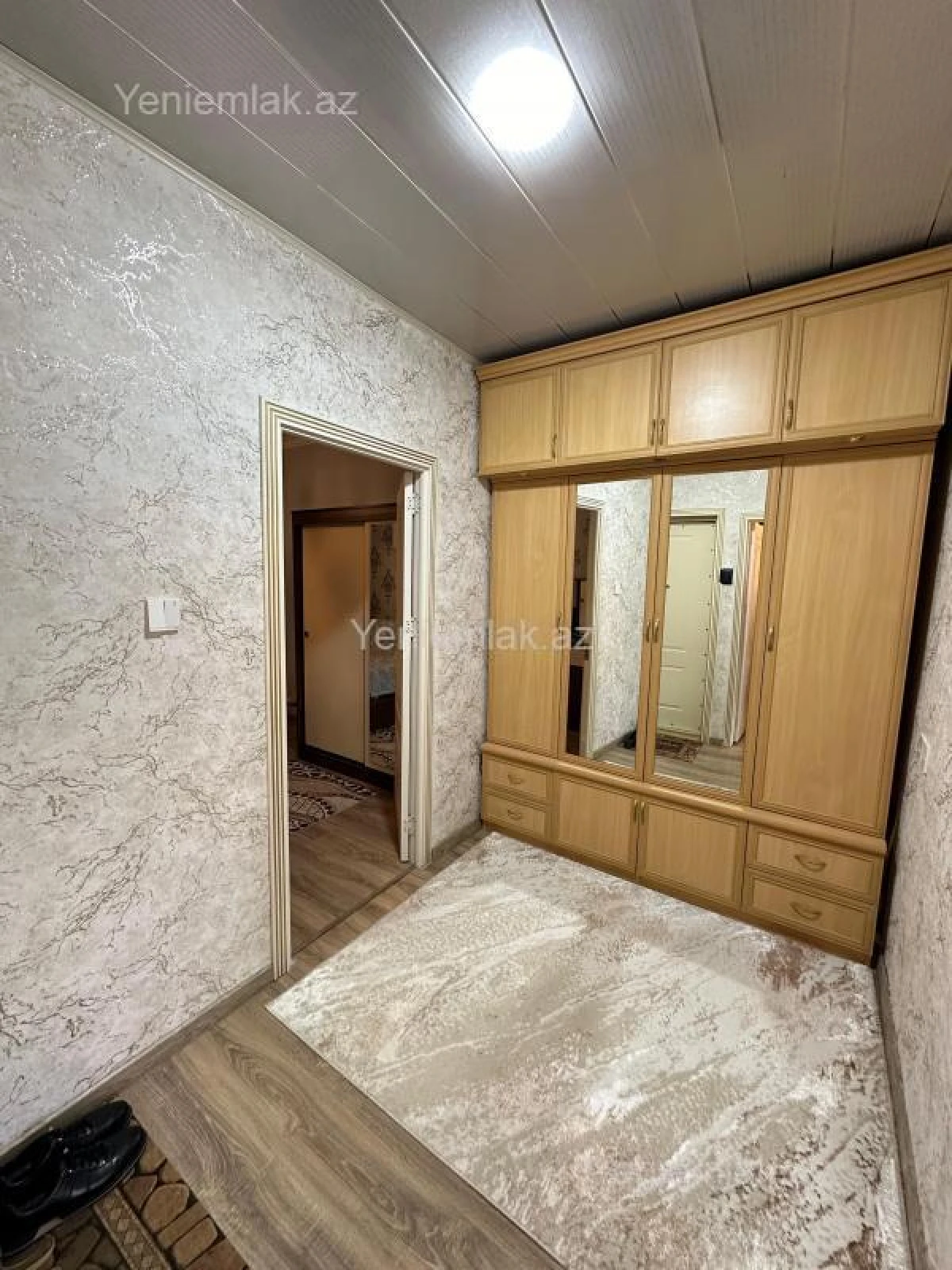Satılır 2 otaqlı köhnə tikili 55 m²