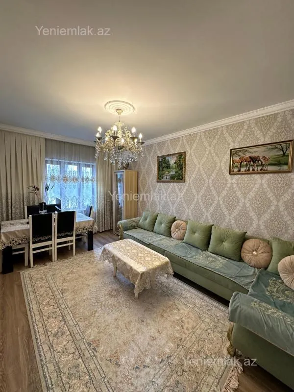 Satılır 2 otaqlı köhnə tikili 55 m²