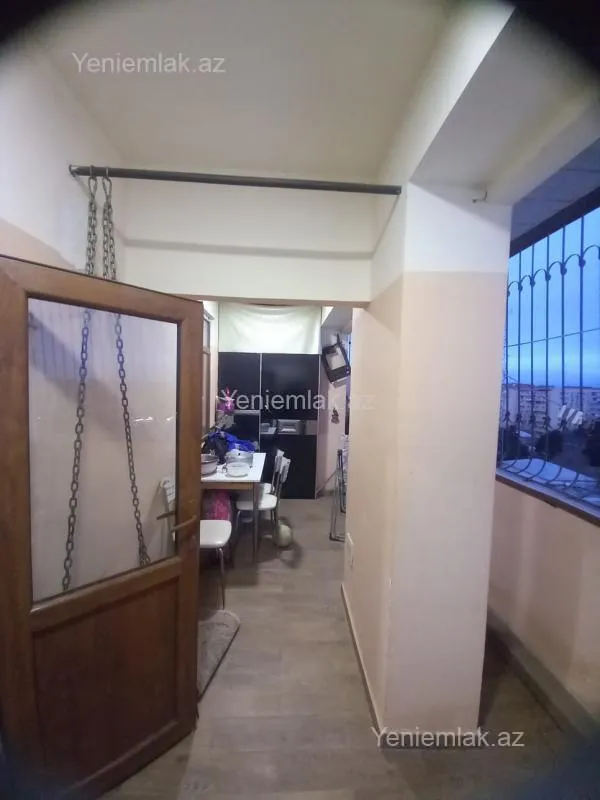 Satılır 4 otaqlı köhnə tikili 90 m²