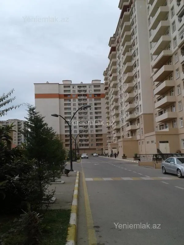 Satılır 2 otaqlı yeni tikili 80 m²