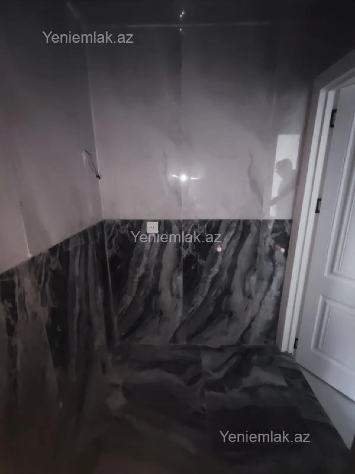 Satılır 3 otaqlı yeni tikili 60 m²