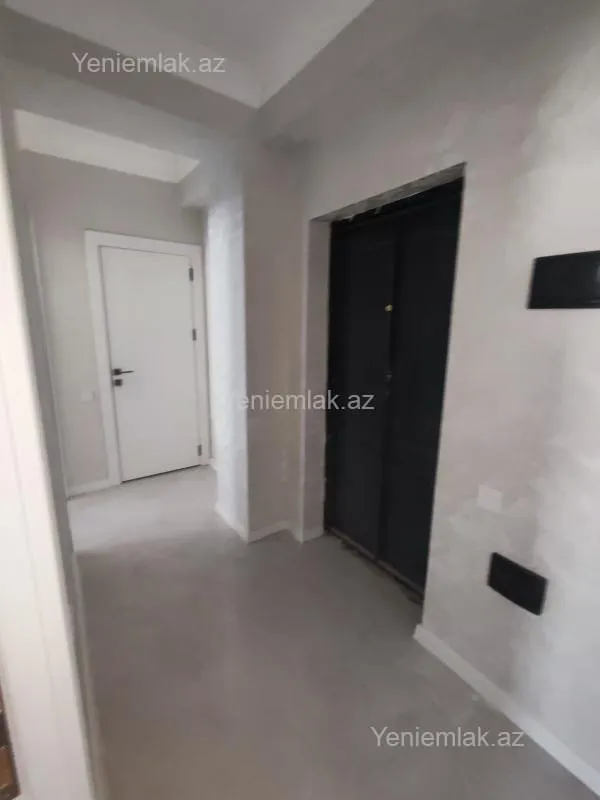 Satılır 3 otaqlı yeni tikili 60 m²