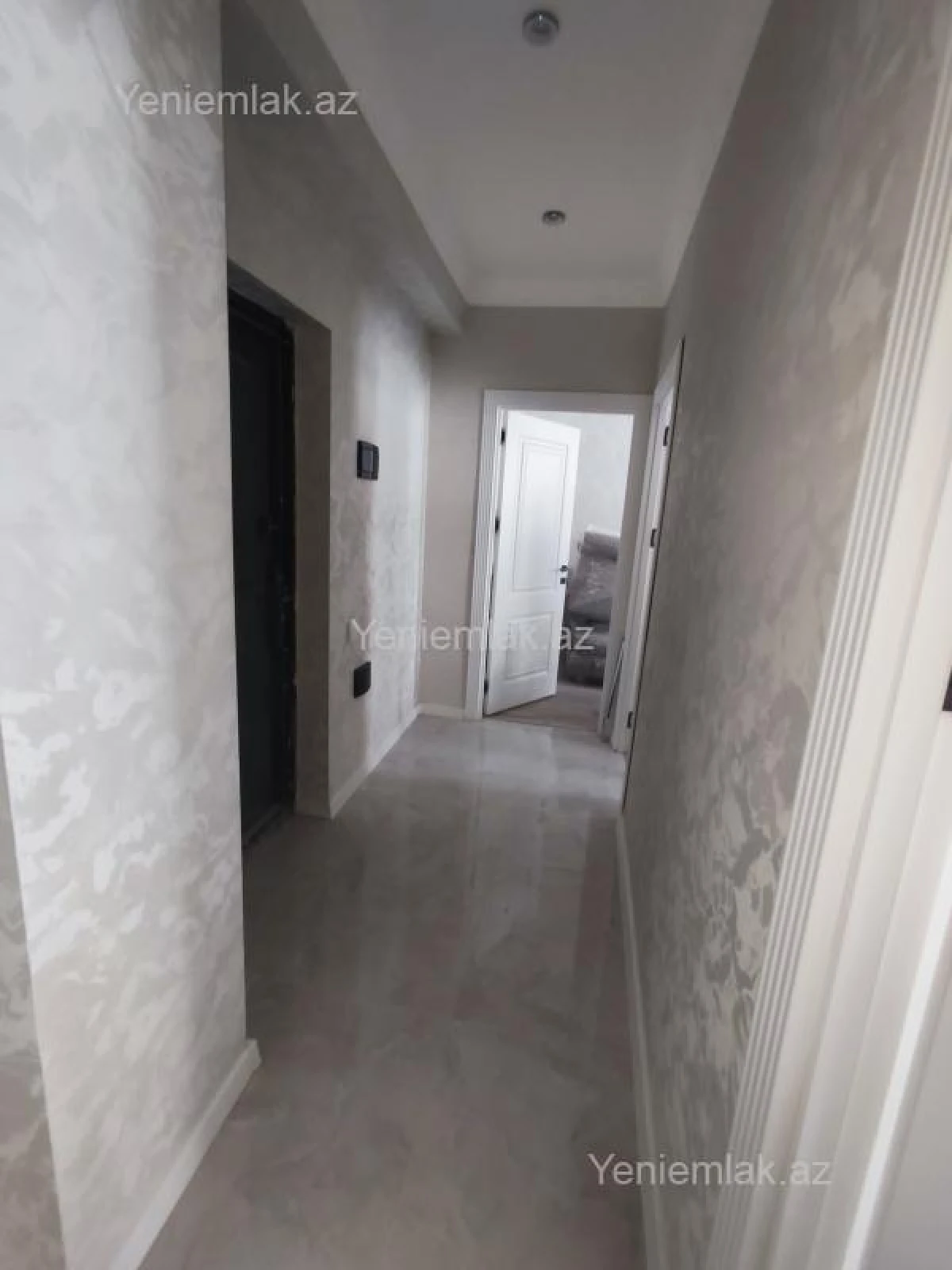 Satılır 3 otaqlı yeni tikili 60 m²