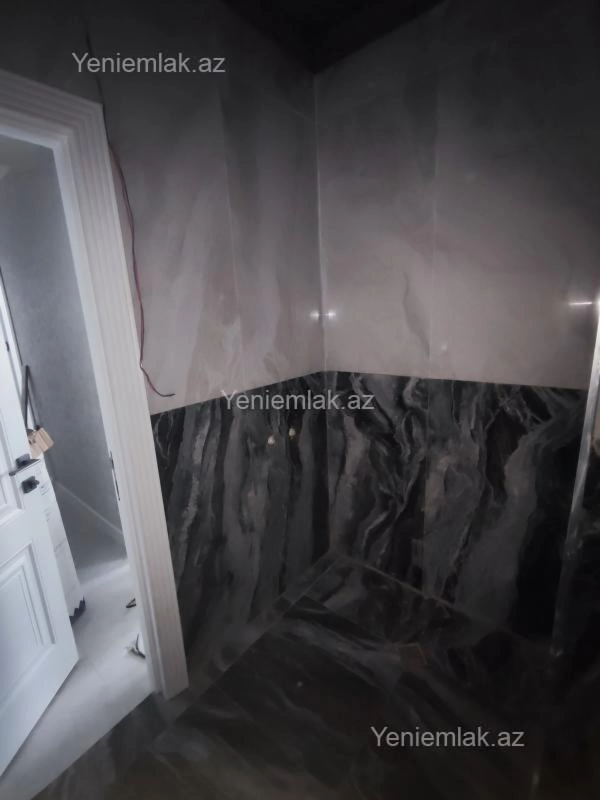 Satılır 3 otaqlı yeni tikili 60 m²