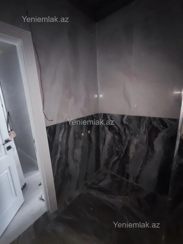 Satılır 3 otaqlı yeni tikili 60 m²