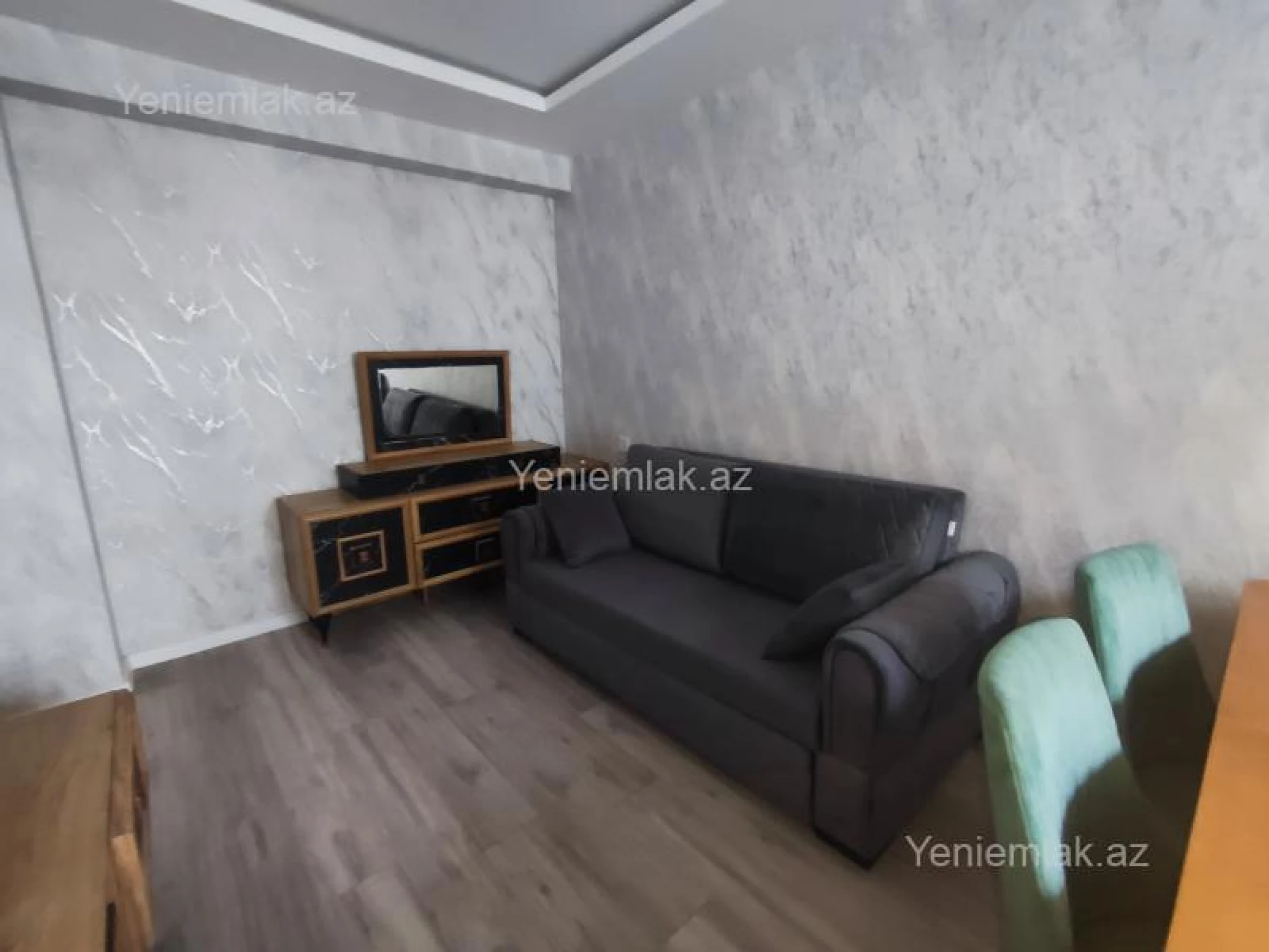 Satılır 3 otaqlı yeni tikili 60 m²