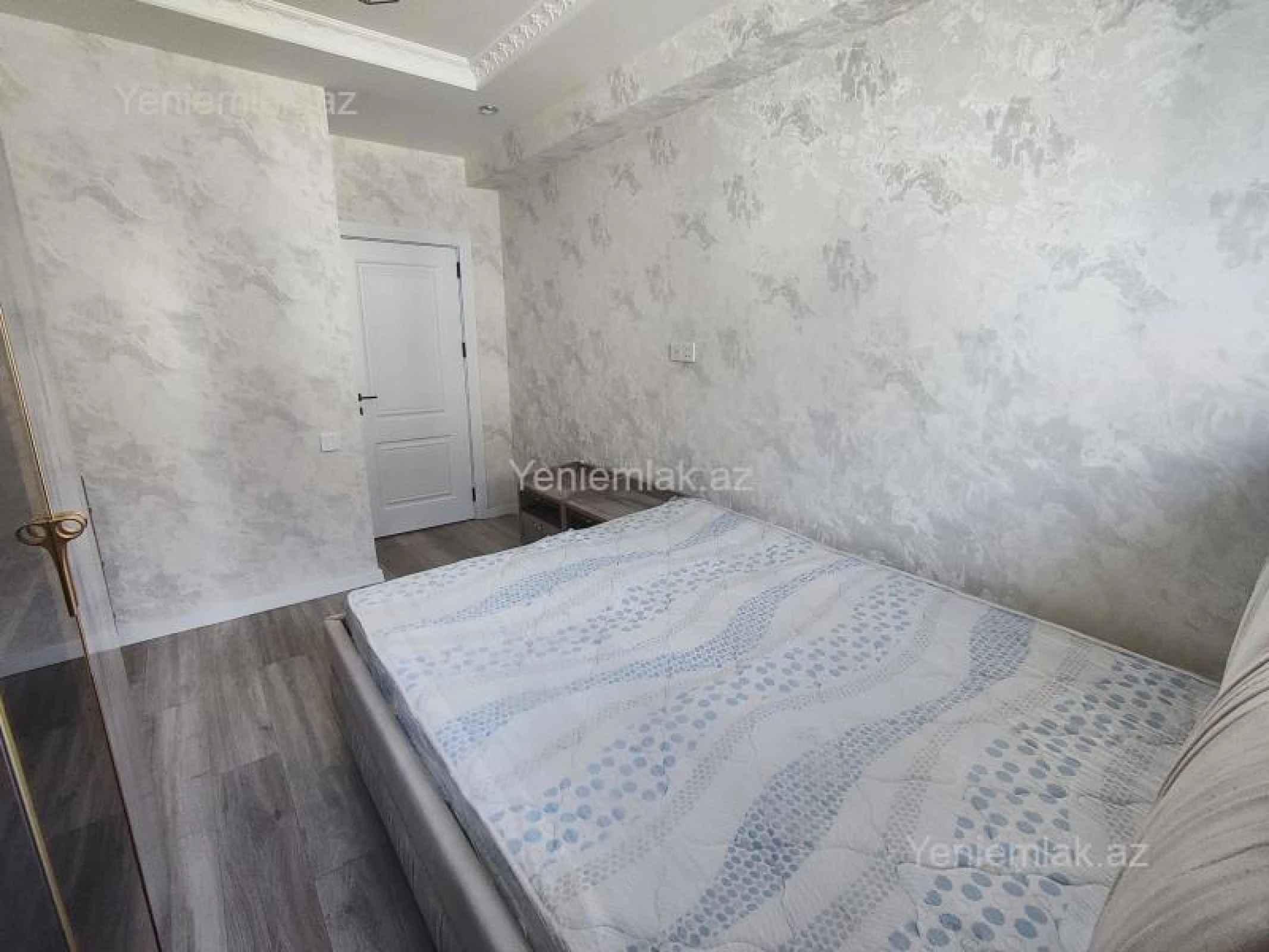 Satılır 3 otaqlı yeni tikili 60 m²