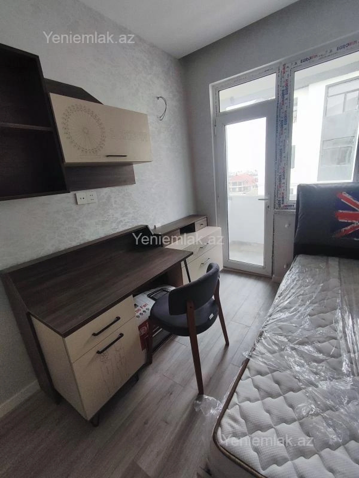 Satılır 3 otaqlı yeni tikili 60 m²