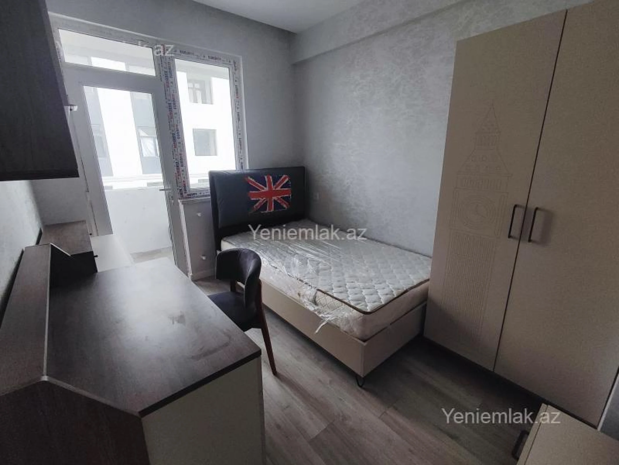 Satılır 3 otaqlı yeni tikili 60 m²