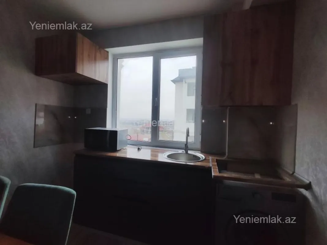 Satılır 3 otaqlı yeni tikili 60 m²