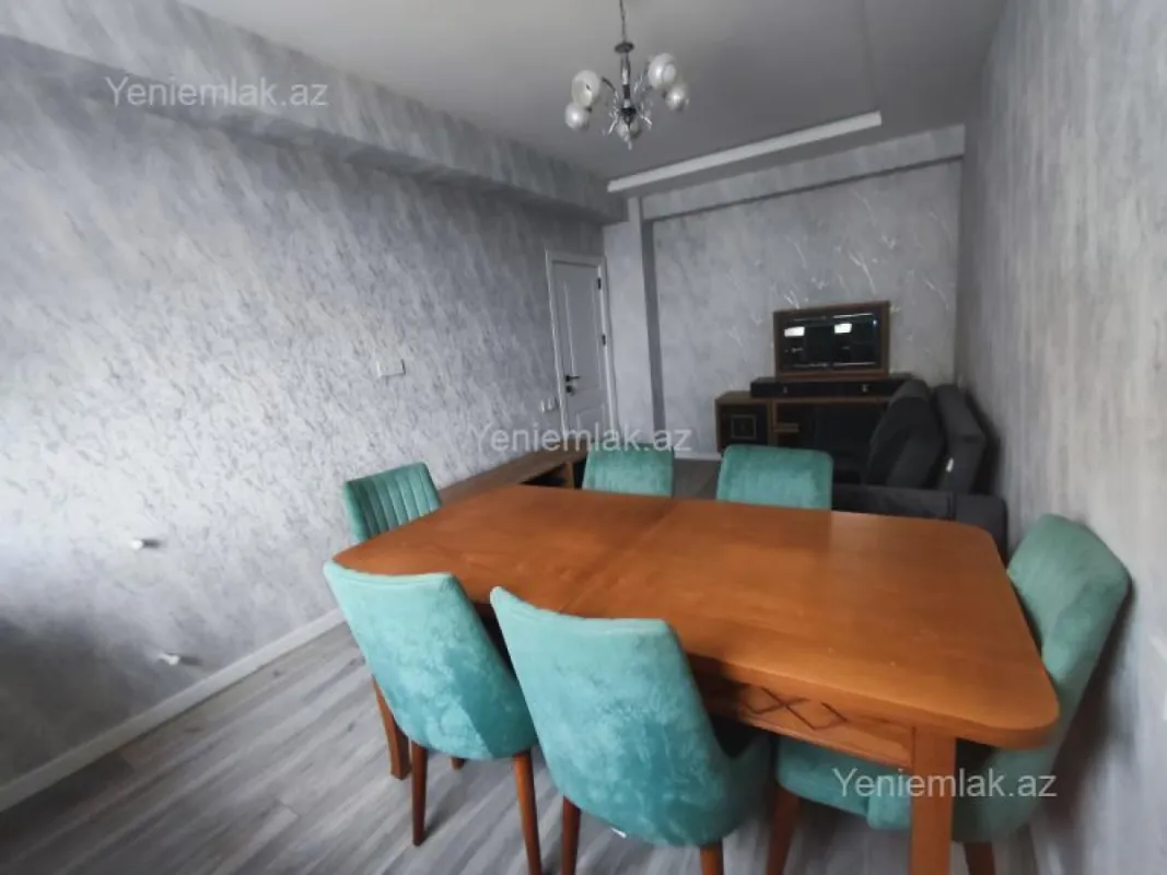 Satılır 3 otaqlı yeni tikili 60 m²