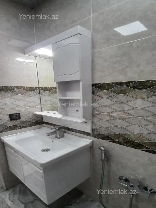 Satılır 2 otaqlı yeni tikili 50 m²