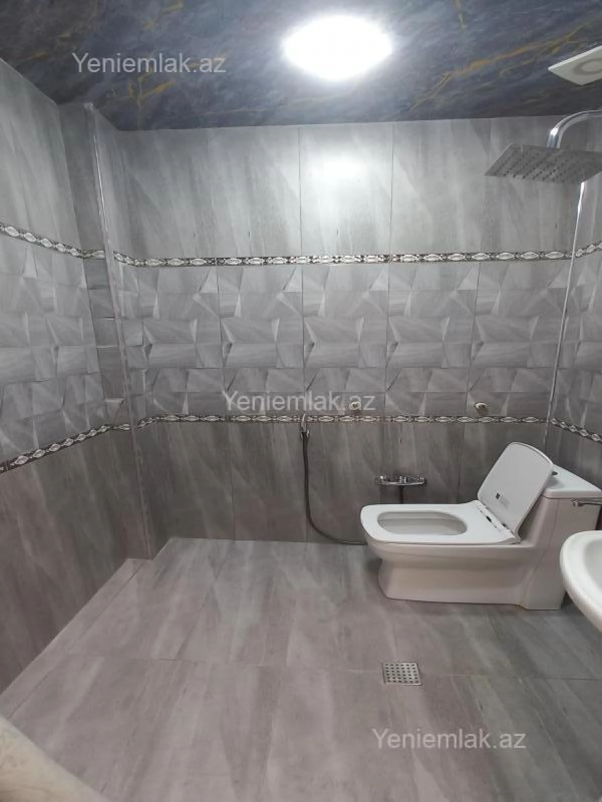 Satılır 2 otaqlı yeni tikili 50 m²