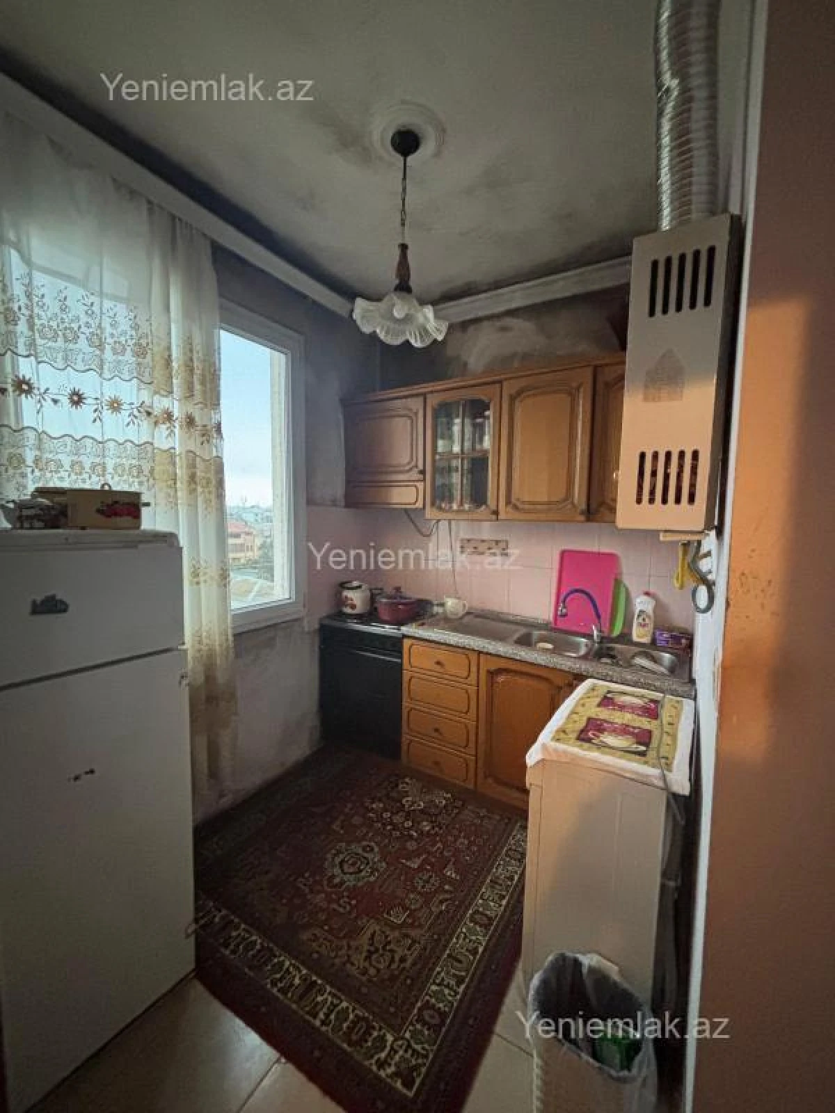 Satılır 2 otaqlı köhnə tikili 55 m²