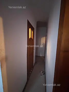Satılır 2 otaqlı köhnə tikili 55 m²