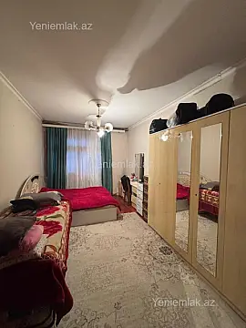 Satılır 2 otaqlı köhnə tikili 55 m²