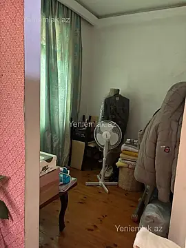 Satılır 1 otaqlı köhnə tikili 33 m²