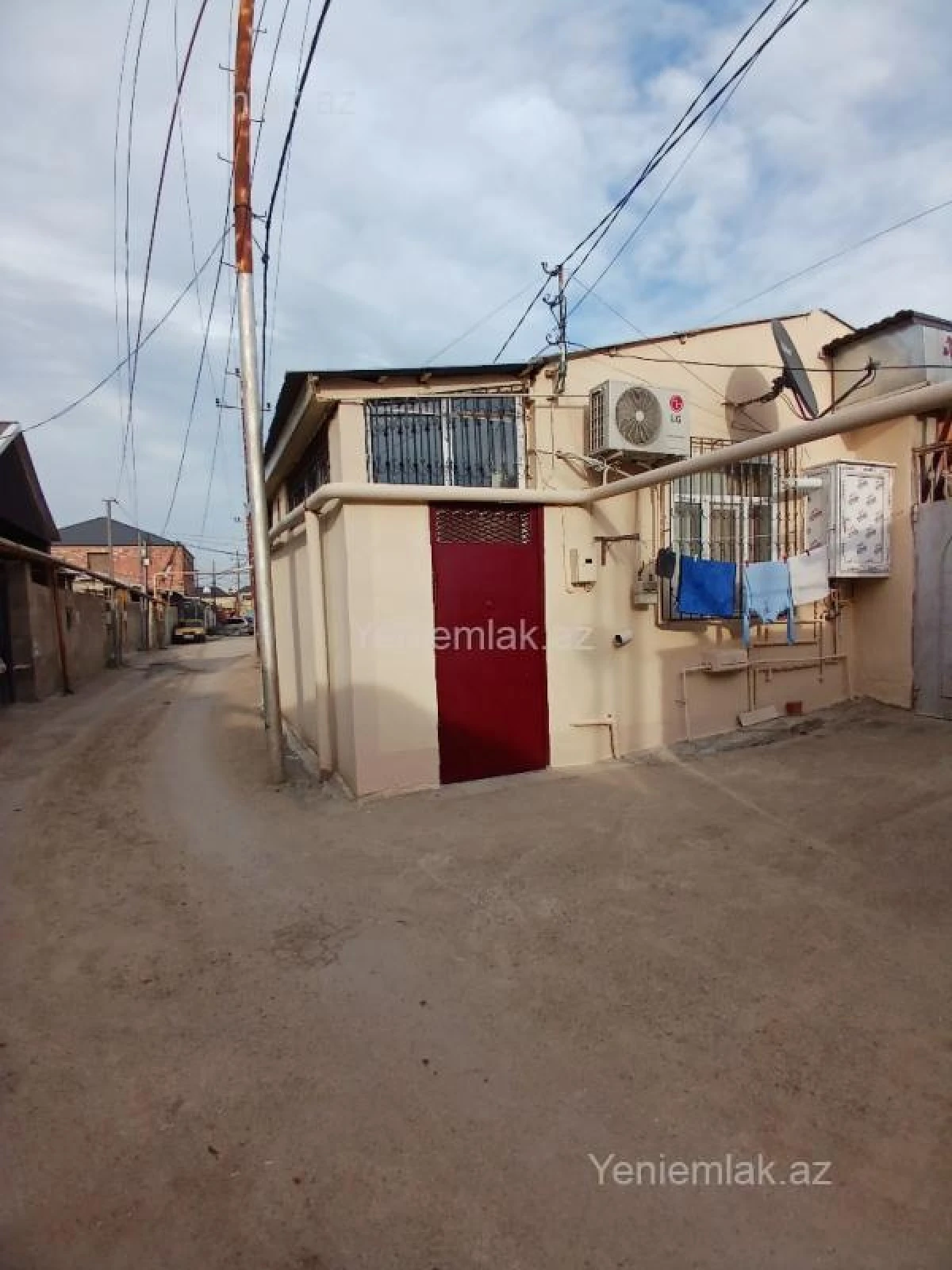 Satılır 3 otaqlı həyət evi 52 m²