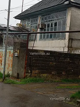 Satılır 6 otaqlı həyət evi 185.8 m²