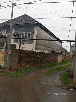 Satılır 6 otaqlı həyət evi 185.8 m²