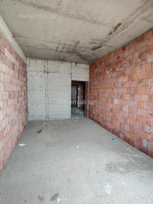 Satılır 2 otaqlı yeni tikili 74 m²