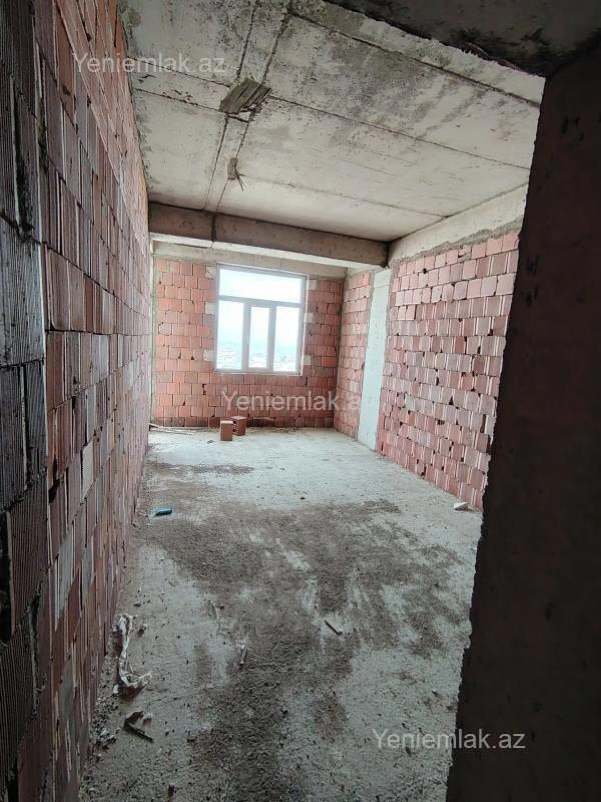 Satılır 2 otaqlı yeni tikili 74 m²