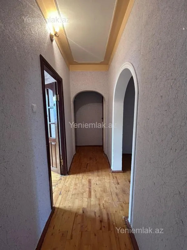 Satılır 3 otaqlı köhnə tikili 85 m²