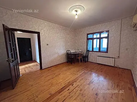 Satılır 3 otaqlı köhnə tikili 85 m²