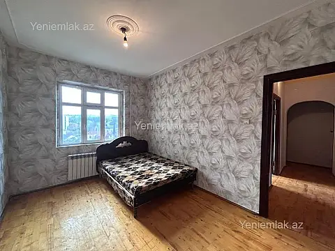 Satılır 3 otaqlı köhnə tikili 85 m²