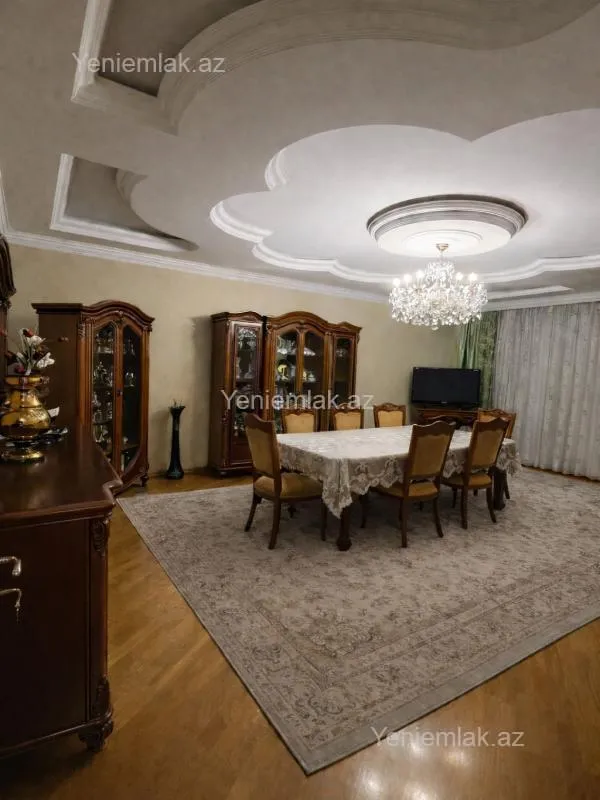 Satılır 4 otaqlı yeni tikili 159 m²