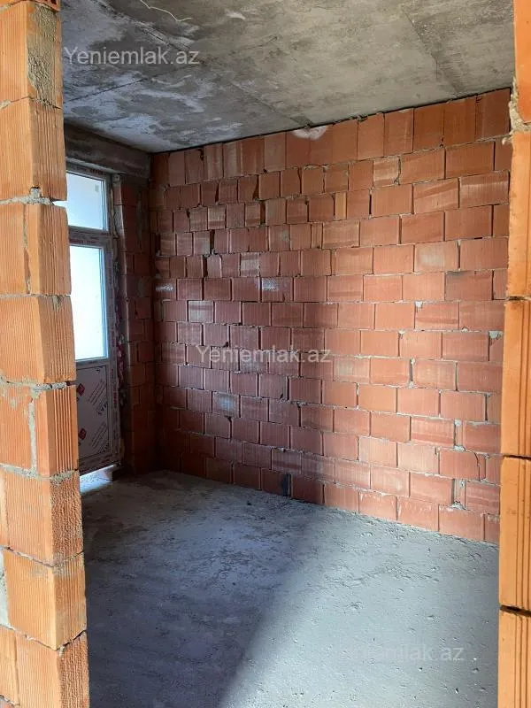 Satılır 3 otaqlı yeni tikili 84.5 m²