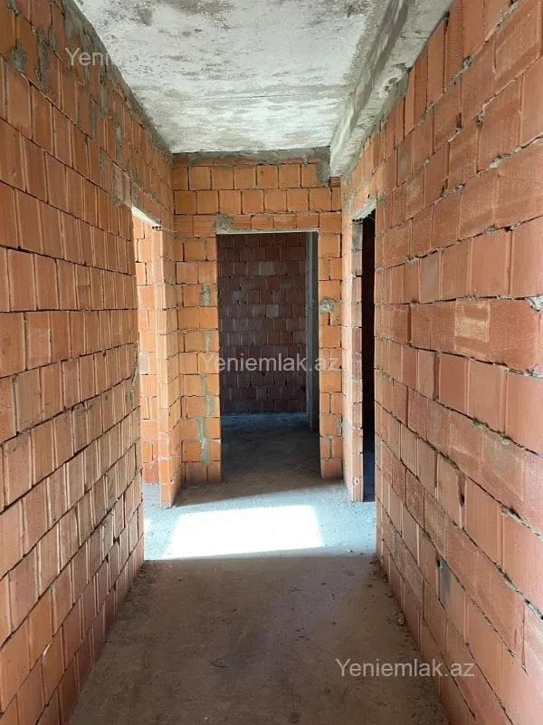 Satılır 3 otaqlı yeni tikili 84.5 m²