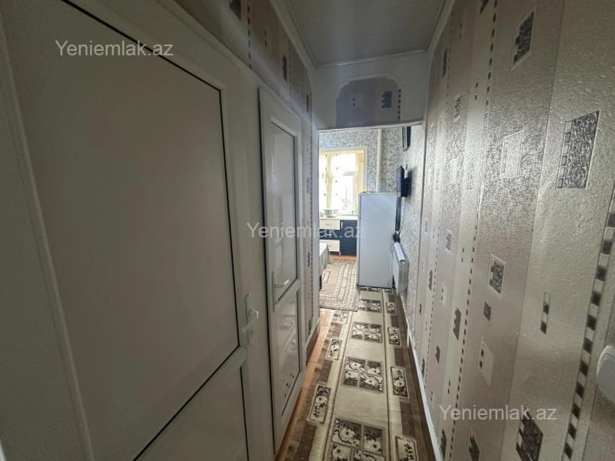 Satılır 2 otaqlı köhnə tikili 61 m²