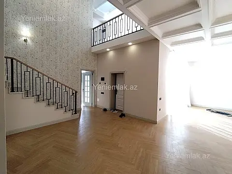 Satılır 4 otaqlı həyət evi 200 m²