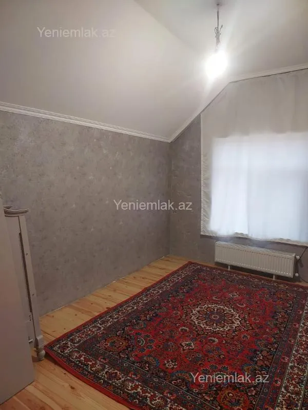 Satılır 6 otaqlı həyət evi 112 m²