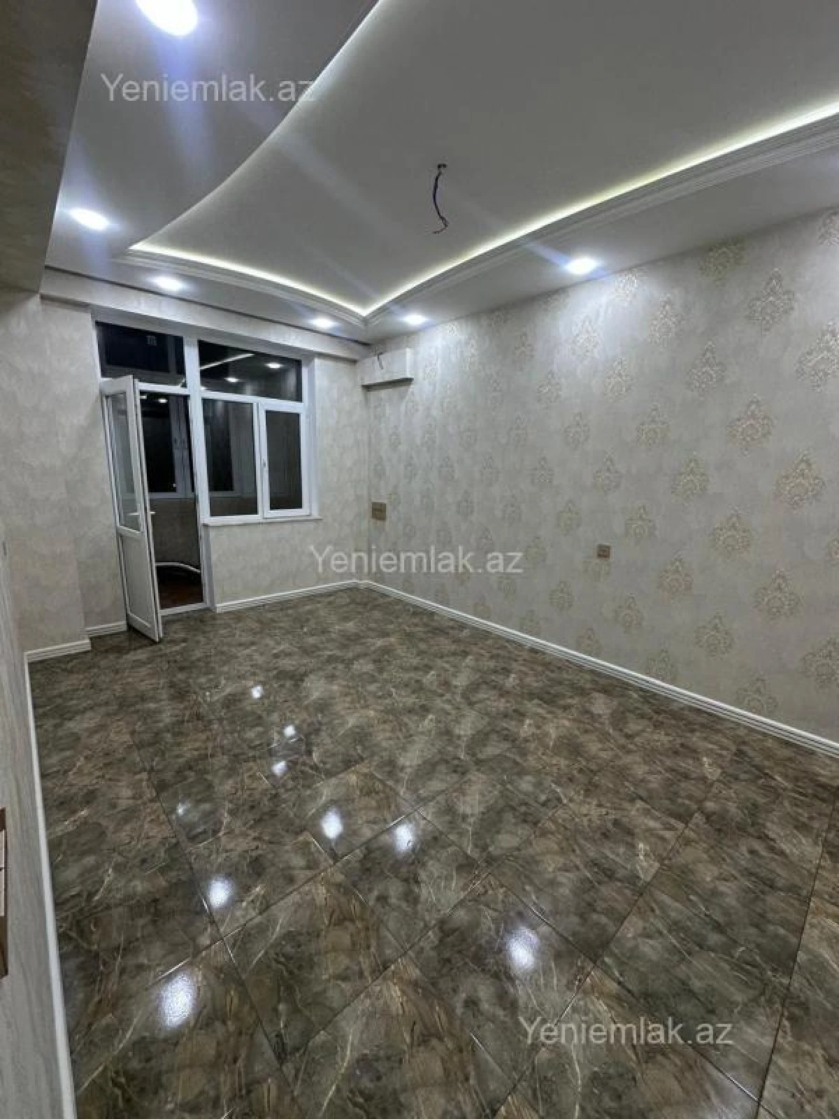 Satılır 4 otaqlı yeni tikili 150 m²