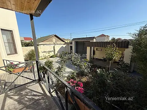 Satılır 4 otaqlı həyət evi 150 m²