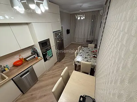 Satılır 4 otaqlı həyət evi 150 m²