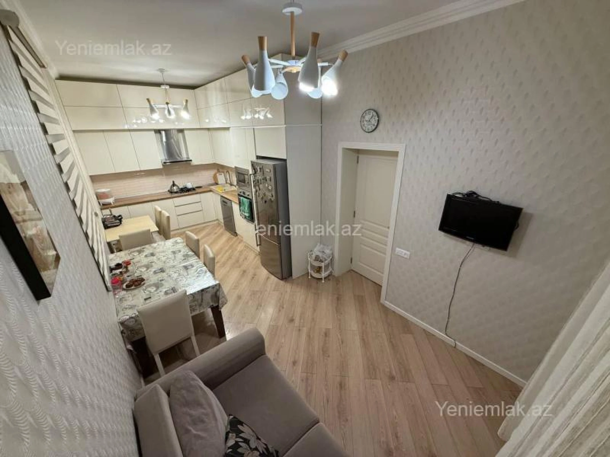 Satılır 4 otaqlı həyət evi 150 m²